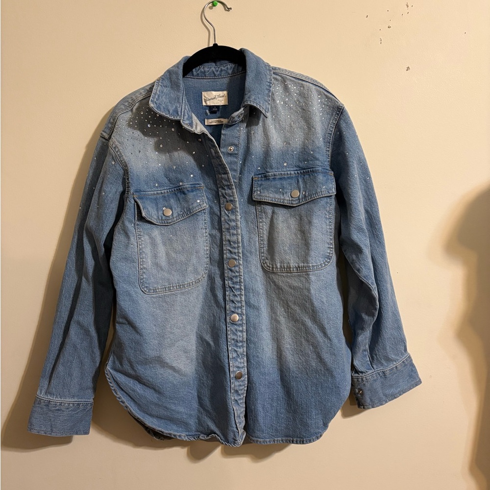 Universal Thread Women’s Small oversized denim jacket rhinestone embellishments